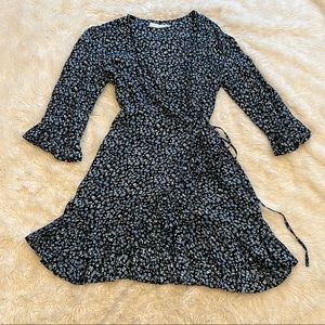 Faithful the Brand Carmel Ruffle Floral Wrap Dress in Blossom Village - Size 8